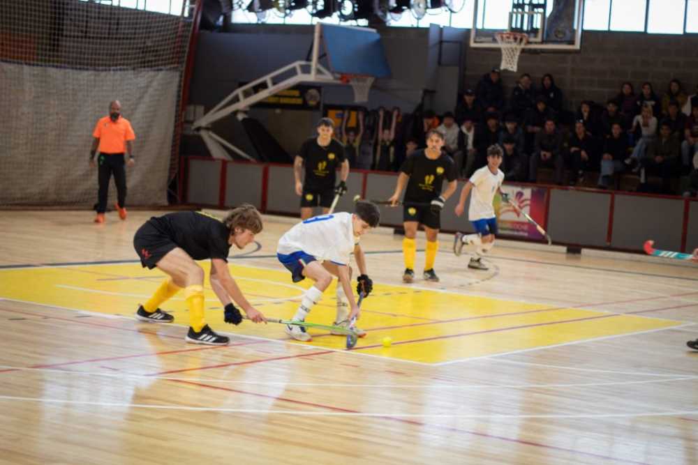 Comenzó el Campeonato Nacional de Clubes de Hockey en Bariloche