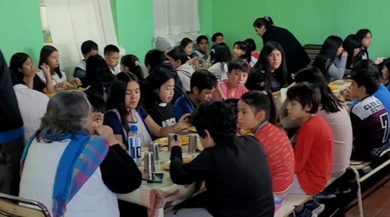 Alimentación saludable para miles de estudiantes de Río Negro