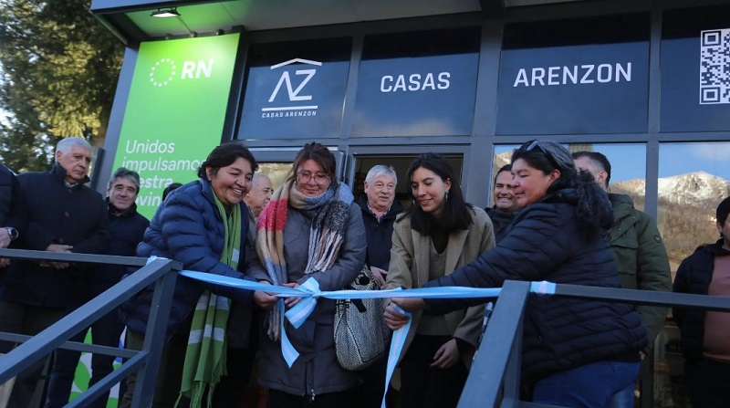 Se inauguró el nuevo espacio del Mercado Artesanal en el Cerro Catedral