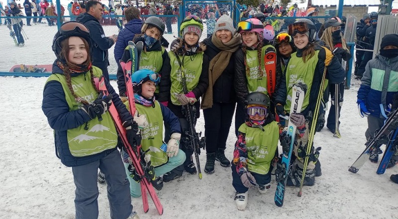 Alegría y emoción en la vuelta del Esquí Escolar en Bariloche
