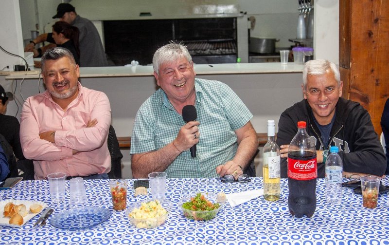 Cortés llamó a fortalecer el encuentro y la unidad en la cena de fin de año de Adeful