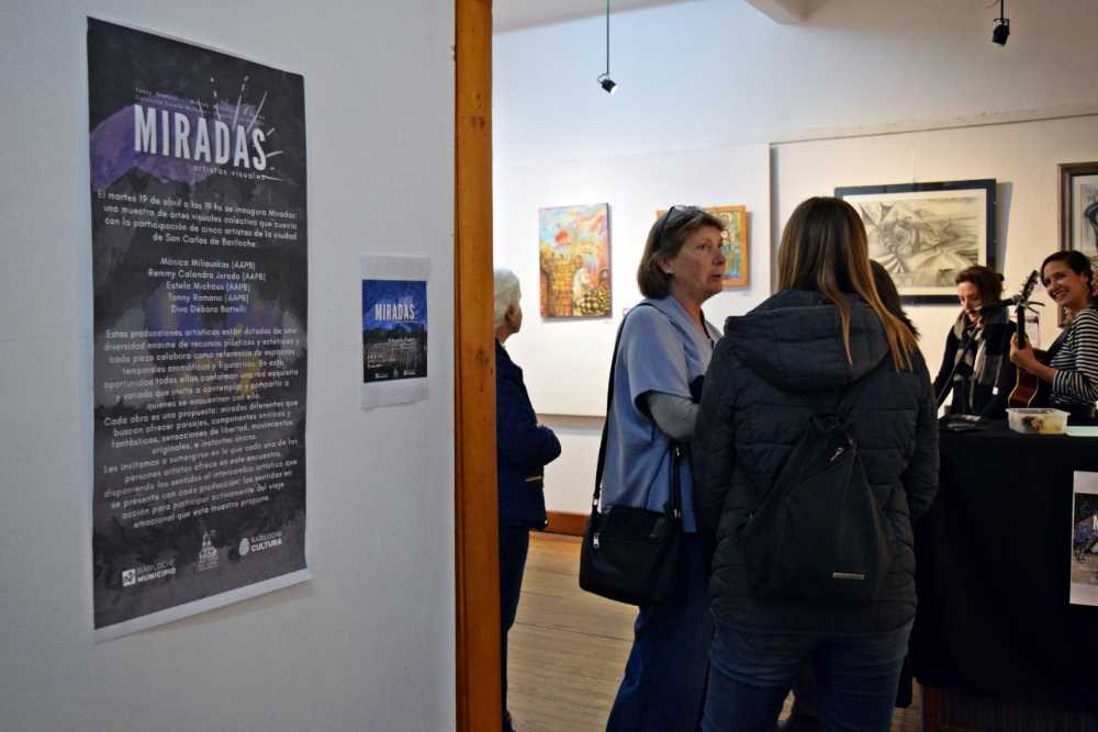 “Miradas”: sigue abierta la muestra de artes visuales colectiva en Sala Frey