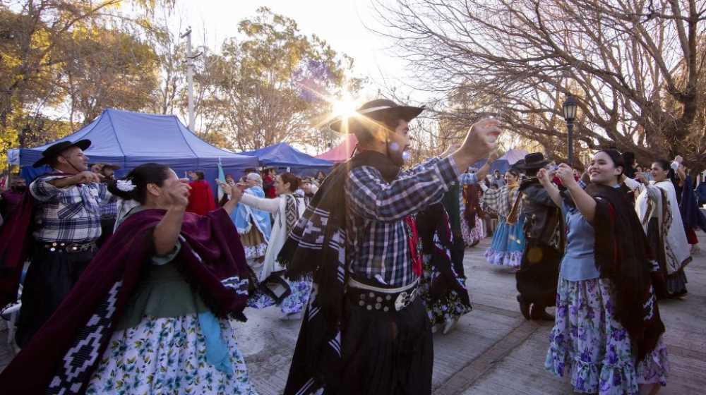 Con una gran propuesta comienza la Fiesta de la Identidad Rionegrina