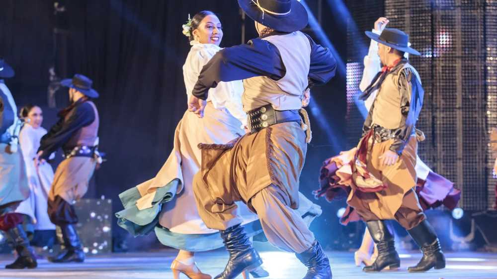 El Bolsón se prepara para un fin de semana multitudinario a pura danza