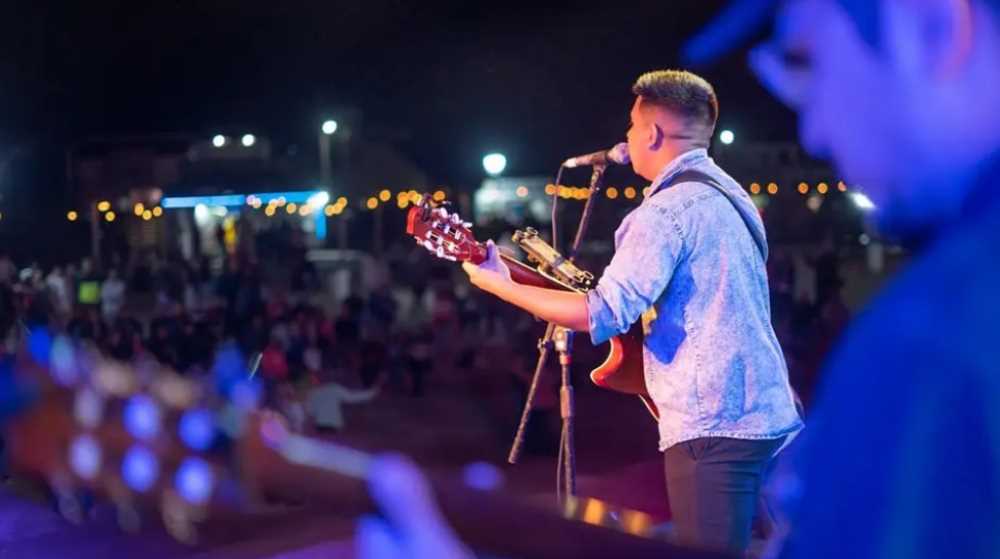 Febrero inicia a pura música, danza y teatro en Río Negro