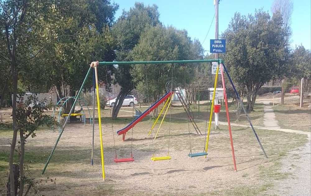 Municipio realizará una mejora integral de la plaza Exequiel Bustillo