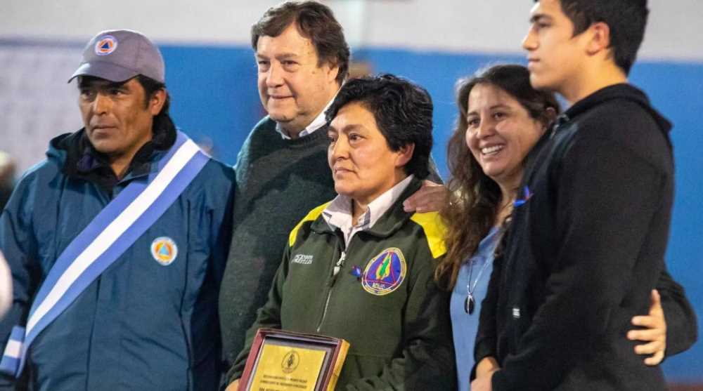 Weretilneck agradeció a los combatientes de incendios forestales