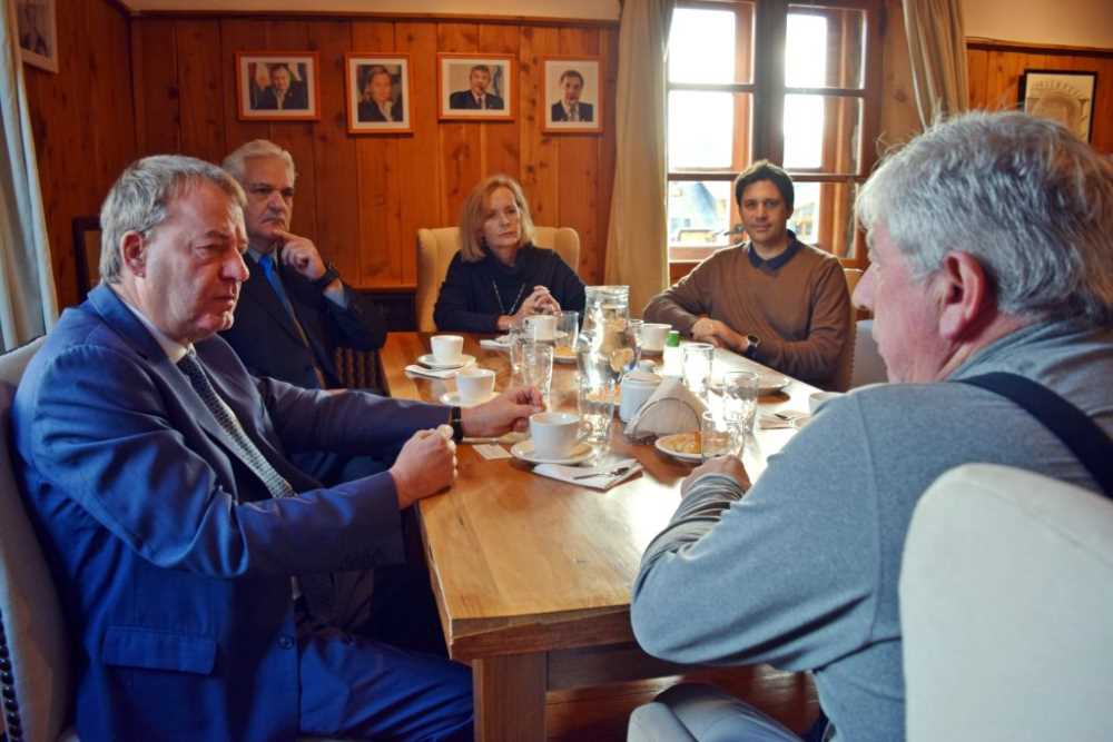 El Intendente Cortés se reunió con el embajador de Alemania