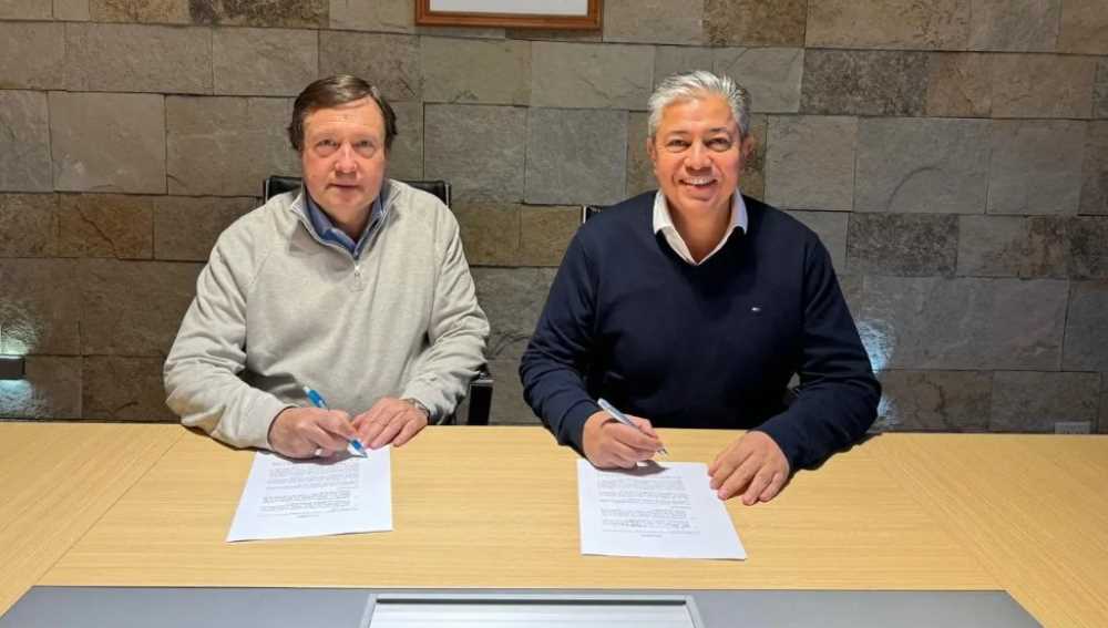 Tren del Valle: Figueroa y Weretilneck sellaron histórico acuerdo