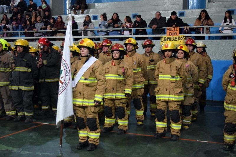 Bariloche Honró a los Bomberos Voluntarios en su Día