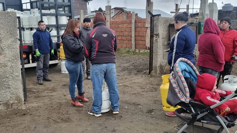 Más de 1.600 familias ya recibieron garrafas del Plan Calor Gas