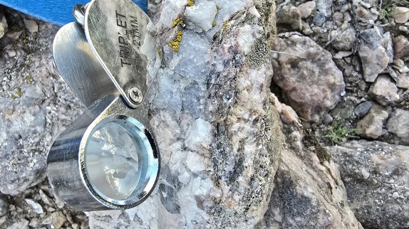 Litio en las rocas: así se busca el 