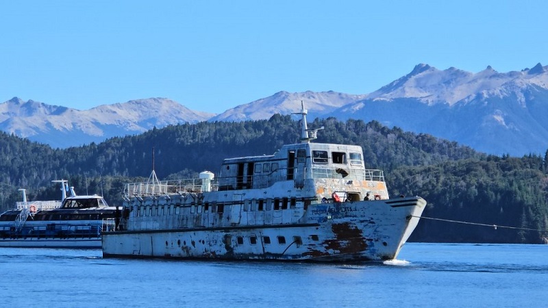 Finaliza el desguace y retiro del histórico “Flecha del Plata” del Parque Nacional Nahuel Huapi