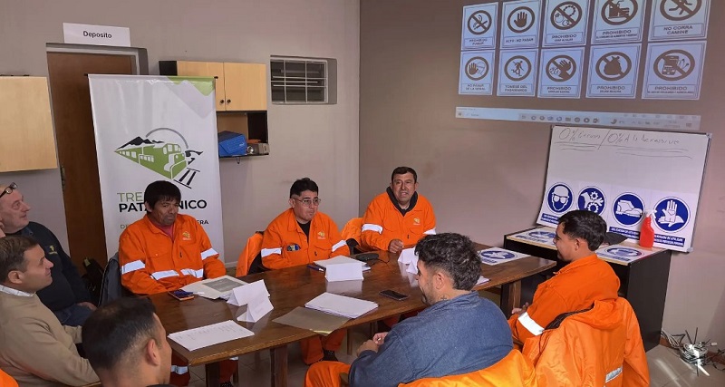 Agentes del Tren Patagónico y Mercado Artesanal se capacitan en portugués