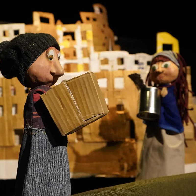 Barriletes de libertad: Una obra de teatro para las infancias