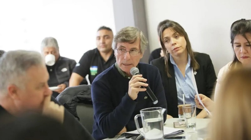 Gatti y Avilez defendieron el empleo rionegrino en la Legislatura