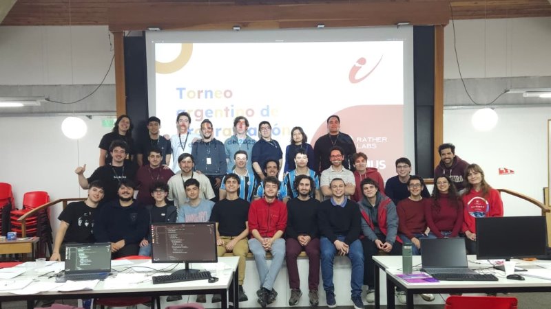 Estudiantes de la UNRN Sede Andina clasificaron en un torneo mundial de programación