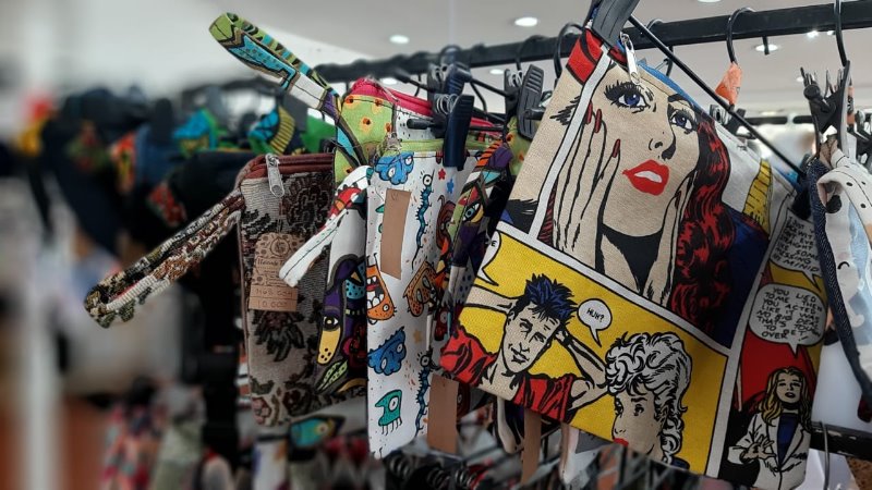 ¡La primavera se viste de trama! Vuelve Uniendo Tramas al SCUM con fuerza colectiva y corazón textil