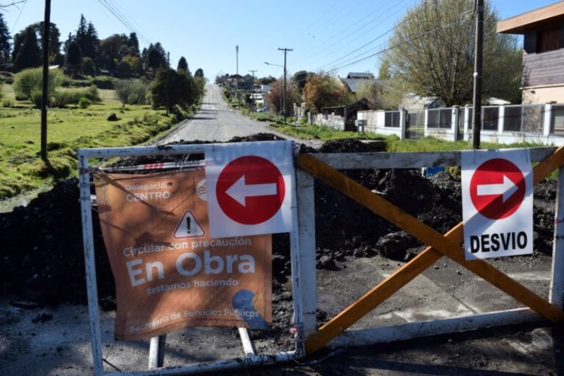 Bariloche continúa sumando cuadras pavimentadas con recursos propios