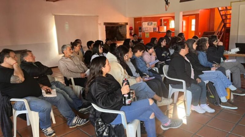 Gran convocatoria para los cursos del programa “Comunidad en Marcha”: nuevas jornadas desde este viernes
