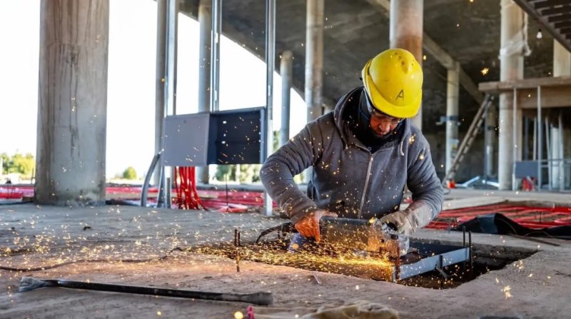 Weretilneck anunció las primeras licitaciones de obras financiadas por CAF
