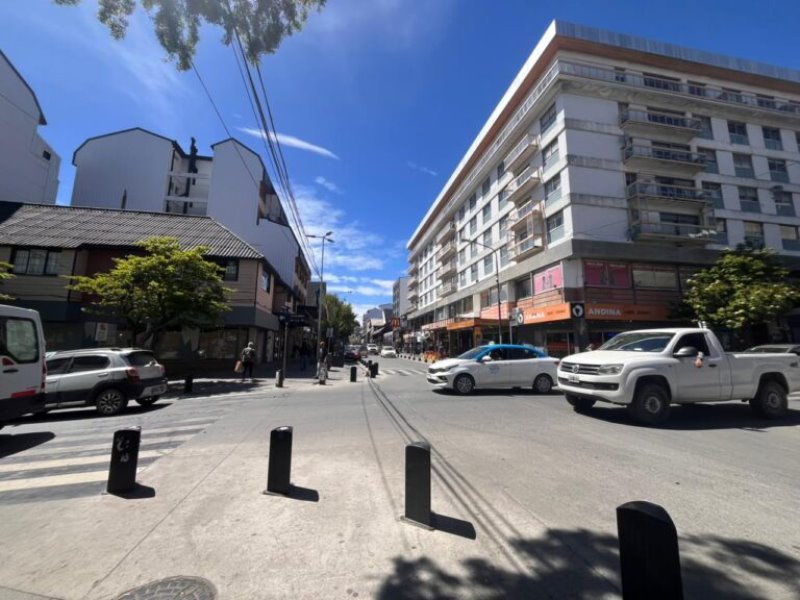 Inspección General solicita a comerciantes mantener limpias las veredas de calle Mitre