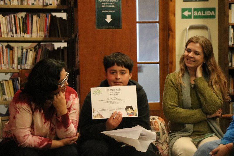 Montañas de Letras: La Biblioteca Sarmiento recompensó con la entrega de premios el talento de “pequeños” y prometedores escritores