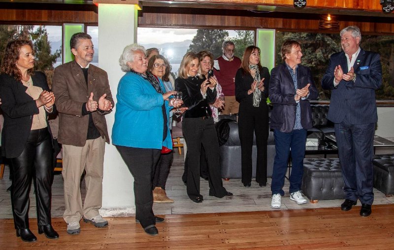 Cortés acompañó la asunción del nuevo cónsul honorario de Austria en Bariloche