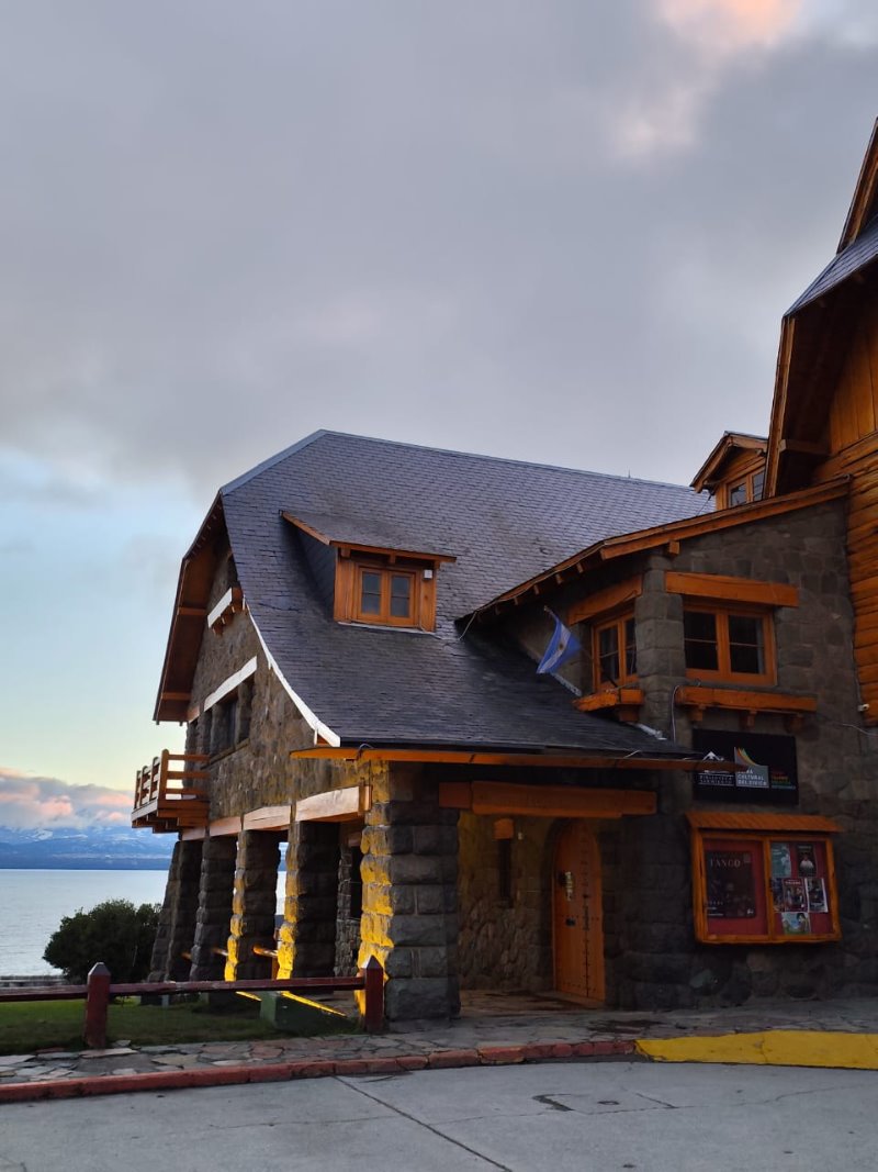 La Biblioteca Sarmiento lanzó la campaña “Socios Protectores” y comienza a proyectar su centenario