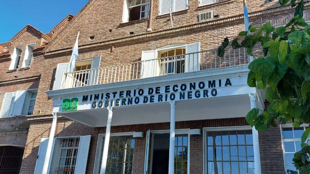 La Provincia buscará refinanciar nuevamente sus bonos en pesos